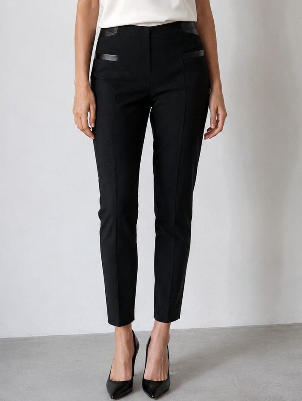 BEBE Black Slim Tapered Pants Women's Size 8 Faux Leather Trim Stretch Career